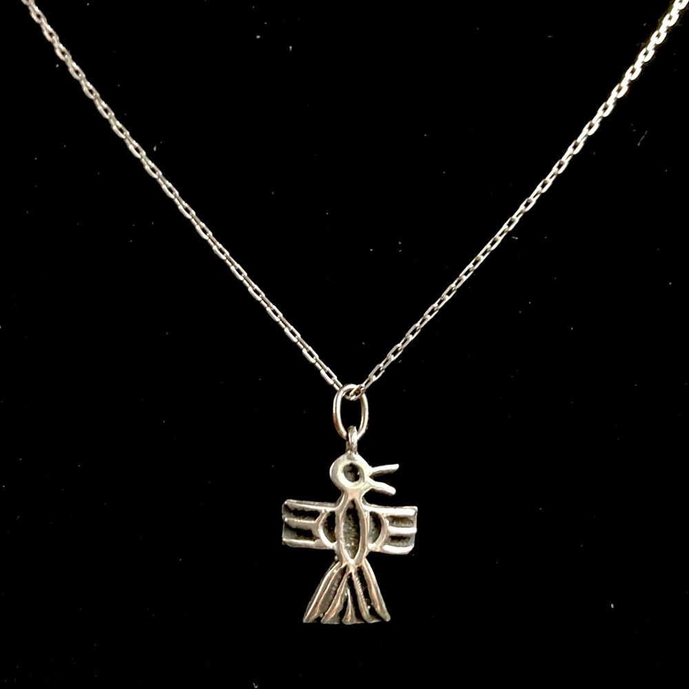 Vintage Native American Sterling Silver Zuni Thunderbird Pendant - Picture 3 of 7